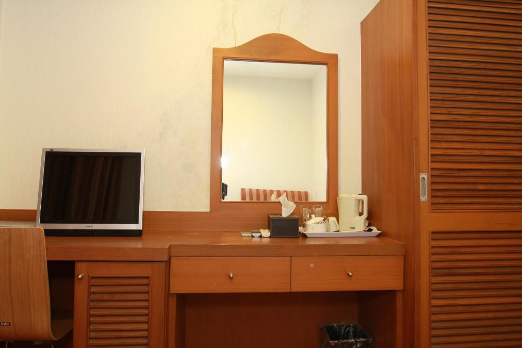 Sun City Hotel Μπανγκόκ Δωμάτιο φωτογραφία