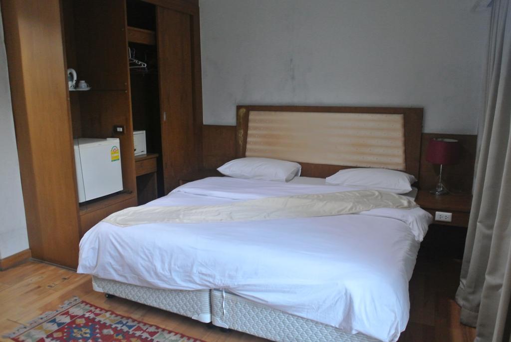 Sun City Hotel Μπανγκόκ Εξωτερικό φωτογραφία